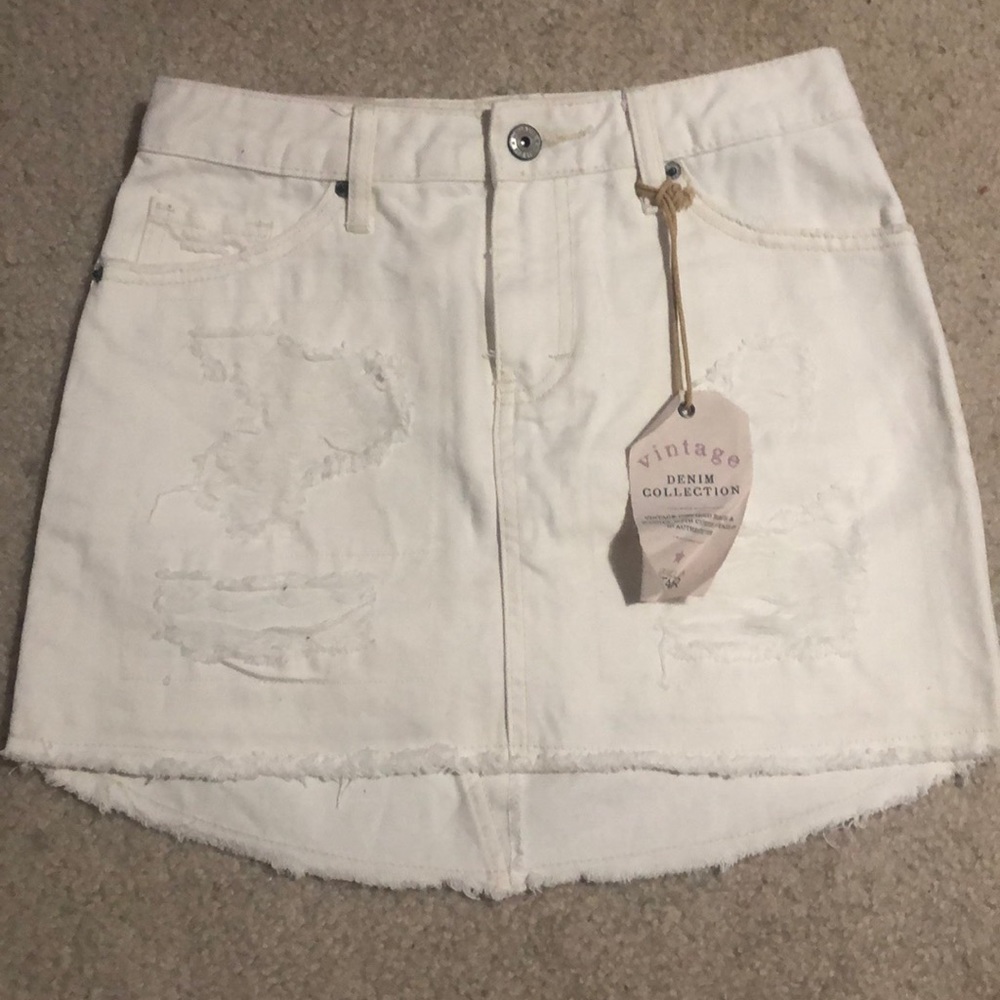 NWT VANILLA STAR SKIRT
